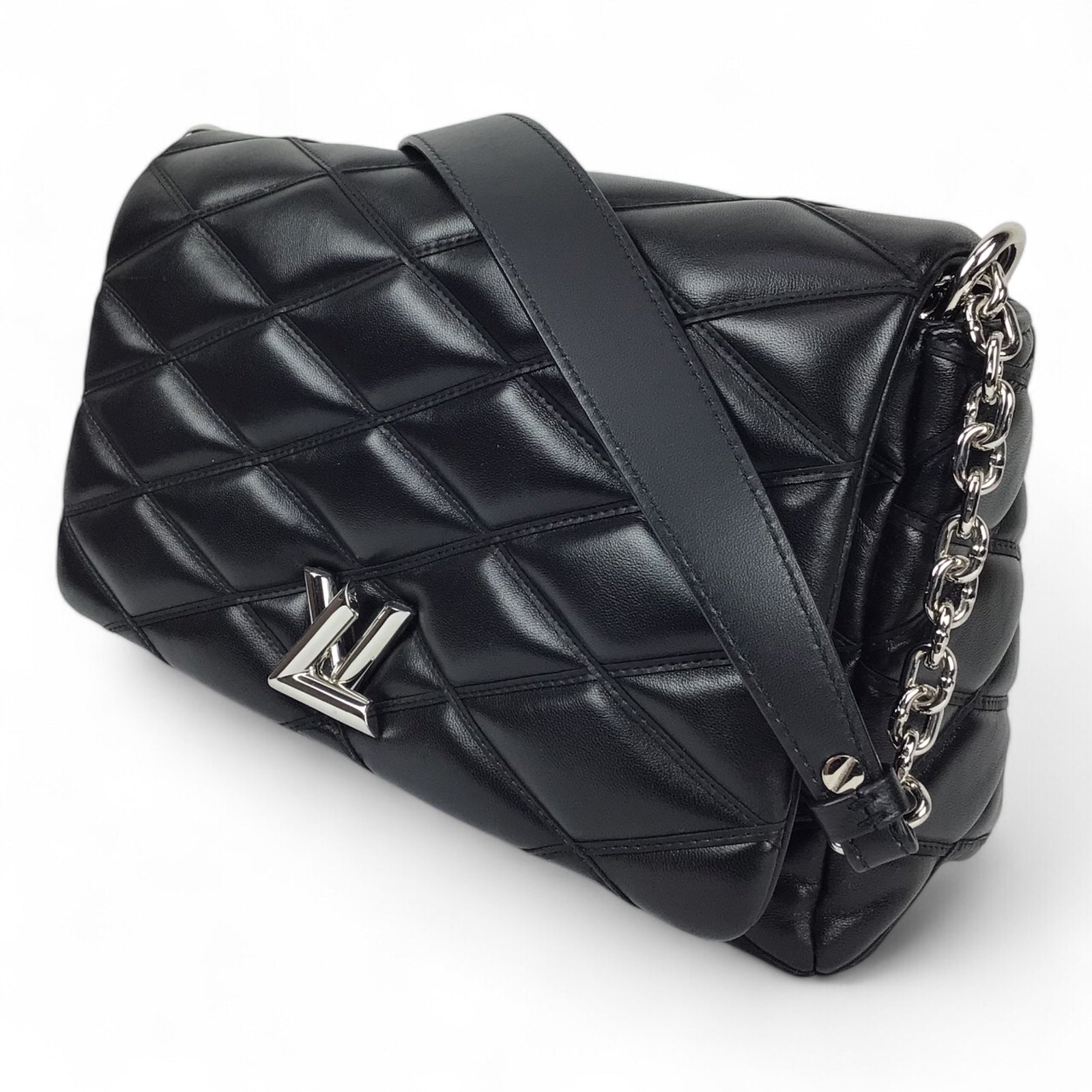 Louis Vuitton G0-14 Malletage MM Black Quilted Leather Shoulder Bag w/Box & Mirror