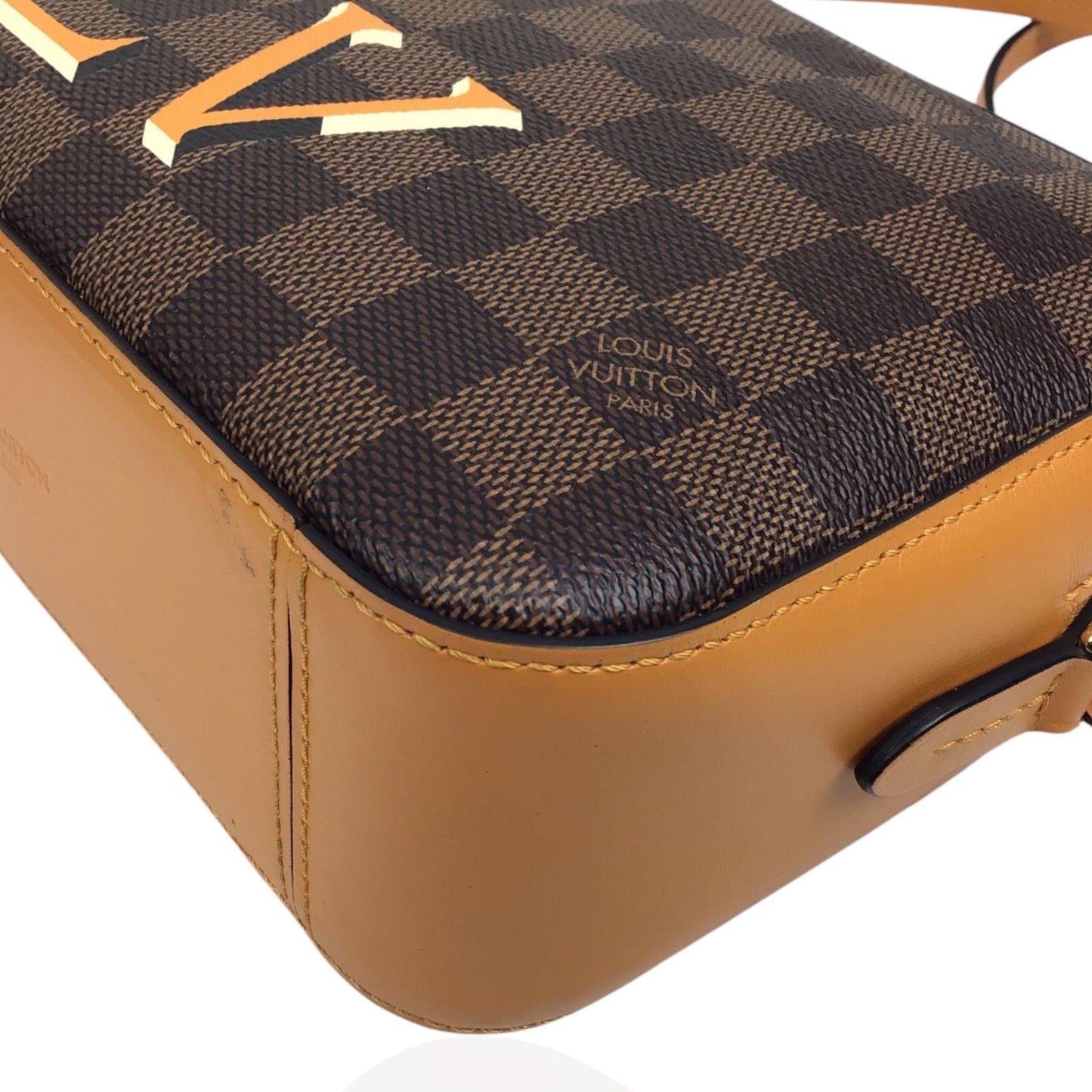 Louis Vuitton Santa Monica Camera Bag in Damier Canvas with Safran Trim