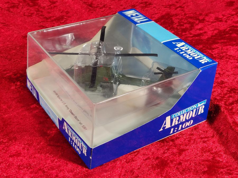 METAL Armour Collection 1:100 Diecast AH 64 Apache US Army Desert Storm 5261