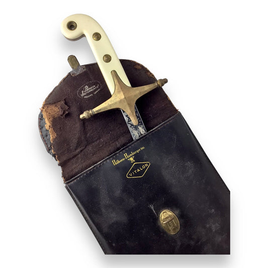 Marine Officer Mameluke Sword & Scabbard Named to Lyonel Kent Roepke 1936–1979