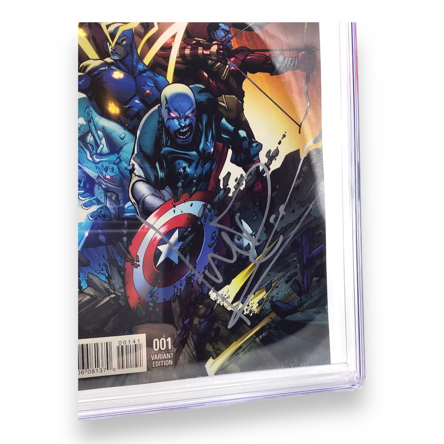 Marvel Comics Guardians 3000 #1 Signed by Michael Rooker - CGC Graded 9.6