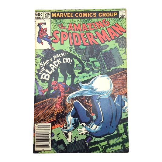 Marvel Comics – The Amazing Spider-Man #226 – “She's Back... The Black Cat!” (VG/FN)