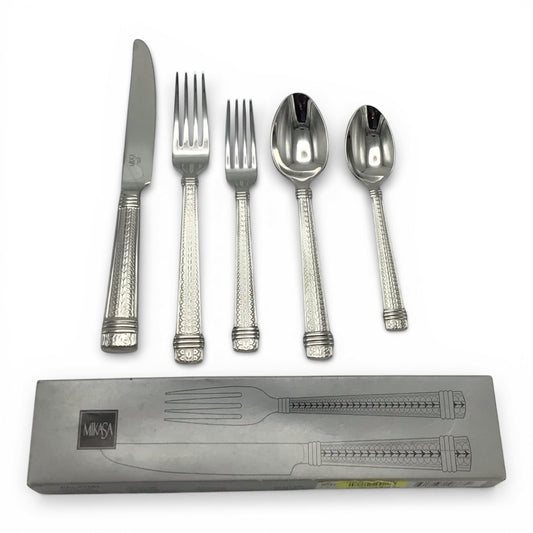 Mikasa Palatial GF 127-599 5 Piece Place Setting 18/8 Korea
