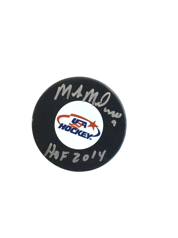 Mike Modano Signed U.S.A Hockey Logo Puck Authentic Beckett Autographed H.O.F. Hockey Puck