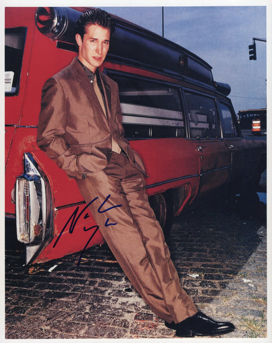 Noah Wyle Signed Photo 8x10 ER Leaning on Ambulance, PSA Letter Certified