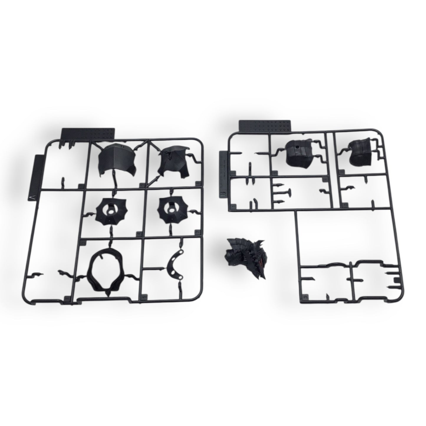 PLAMATEA Guts Berserker Armor Ver. Model Kit - Max Factory