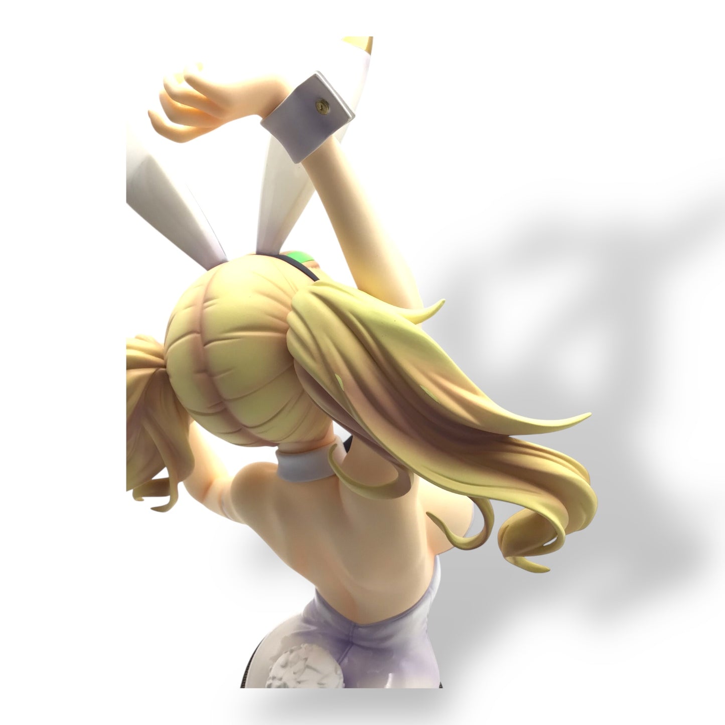 Phantasy Star Online 2es Gene Bunny Ver. 1/4 Scale Figure