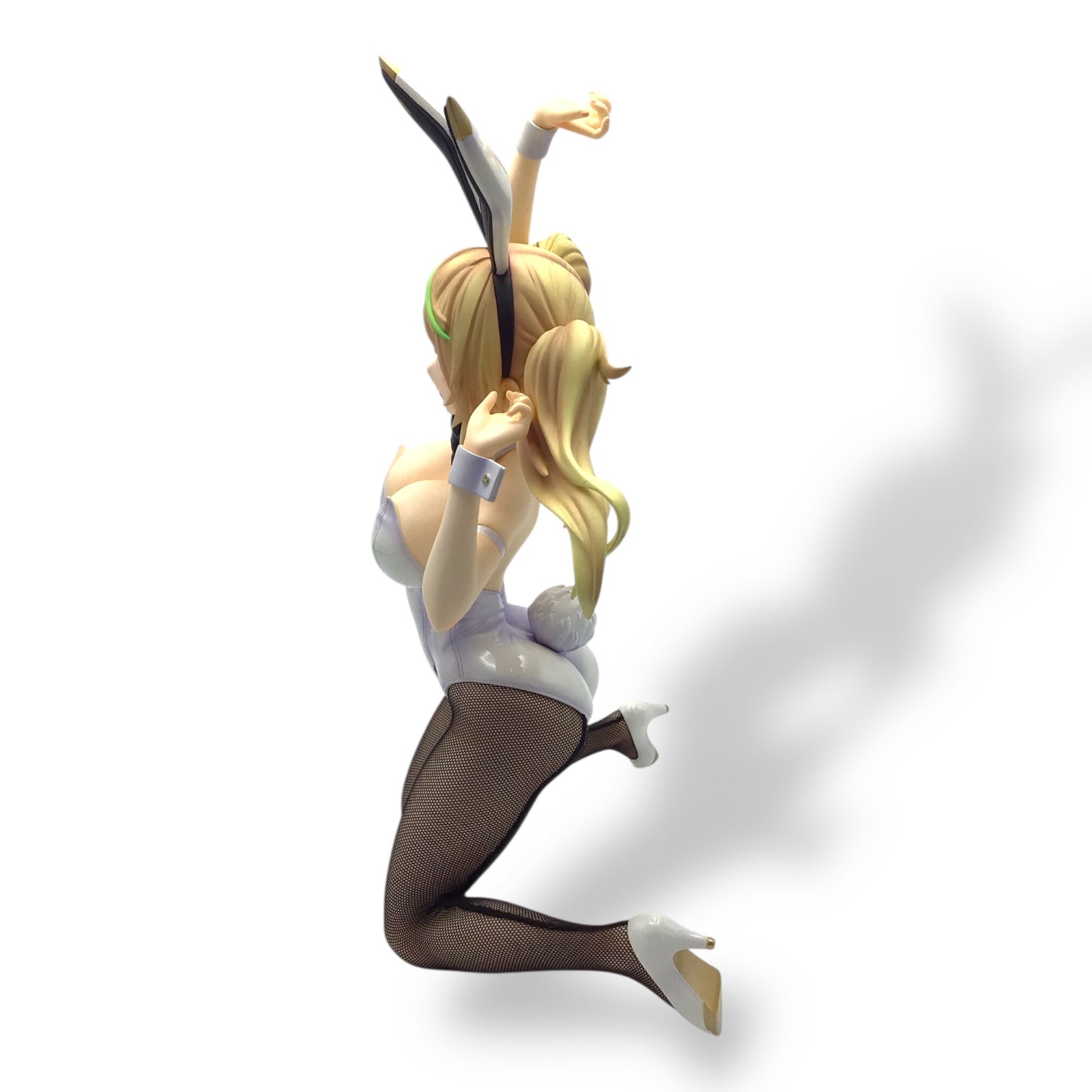 Phantasy Star Online 2es Gene Bunny Ver. 1/4 Scale Figure