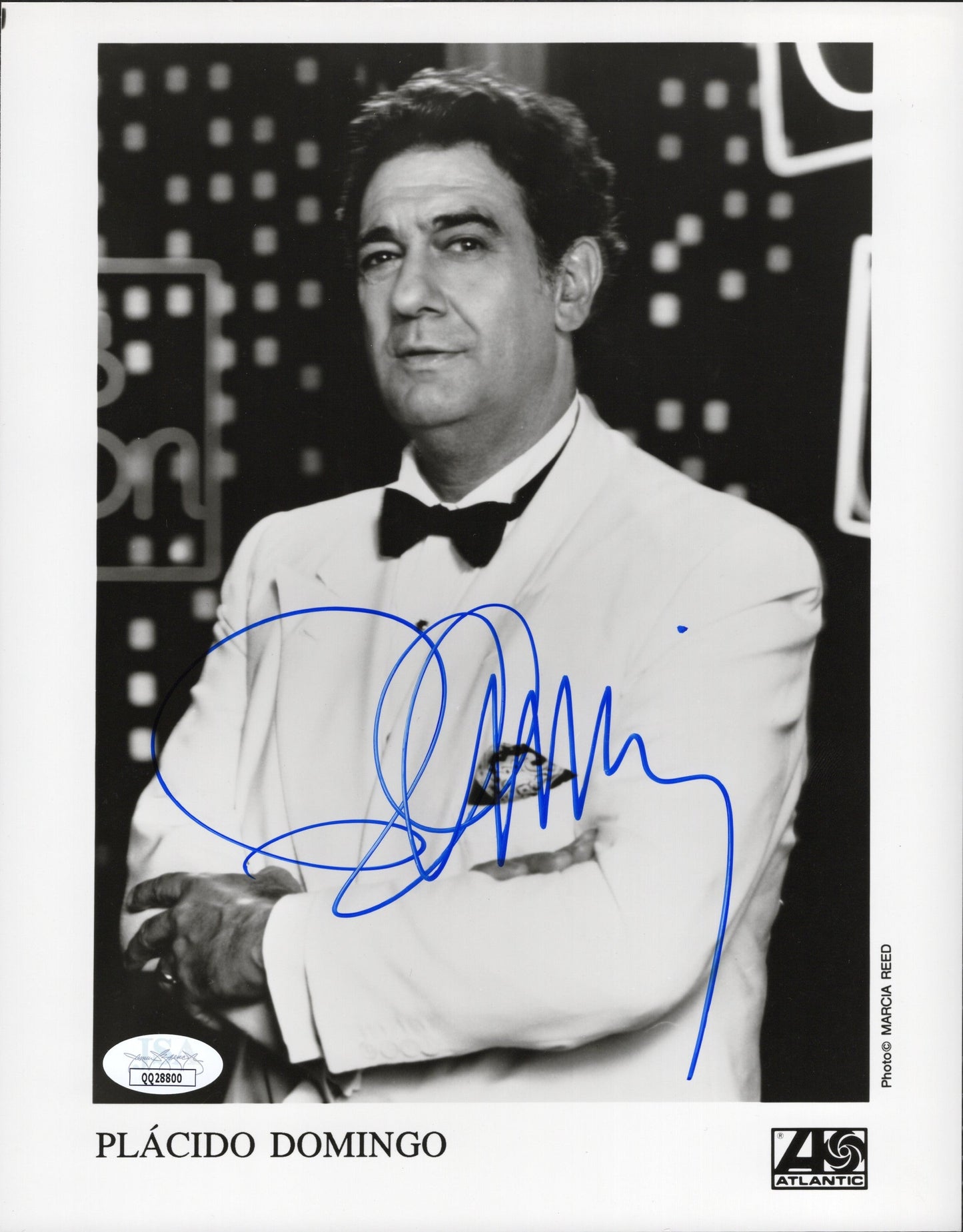 Plácido Domingo Signed Photo 8x10, JSA and PSA Letter Double Certified Authentic QQ28800