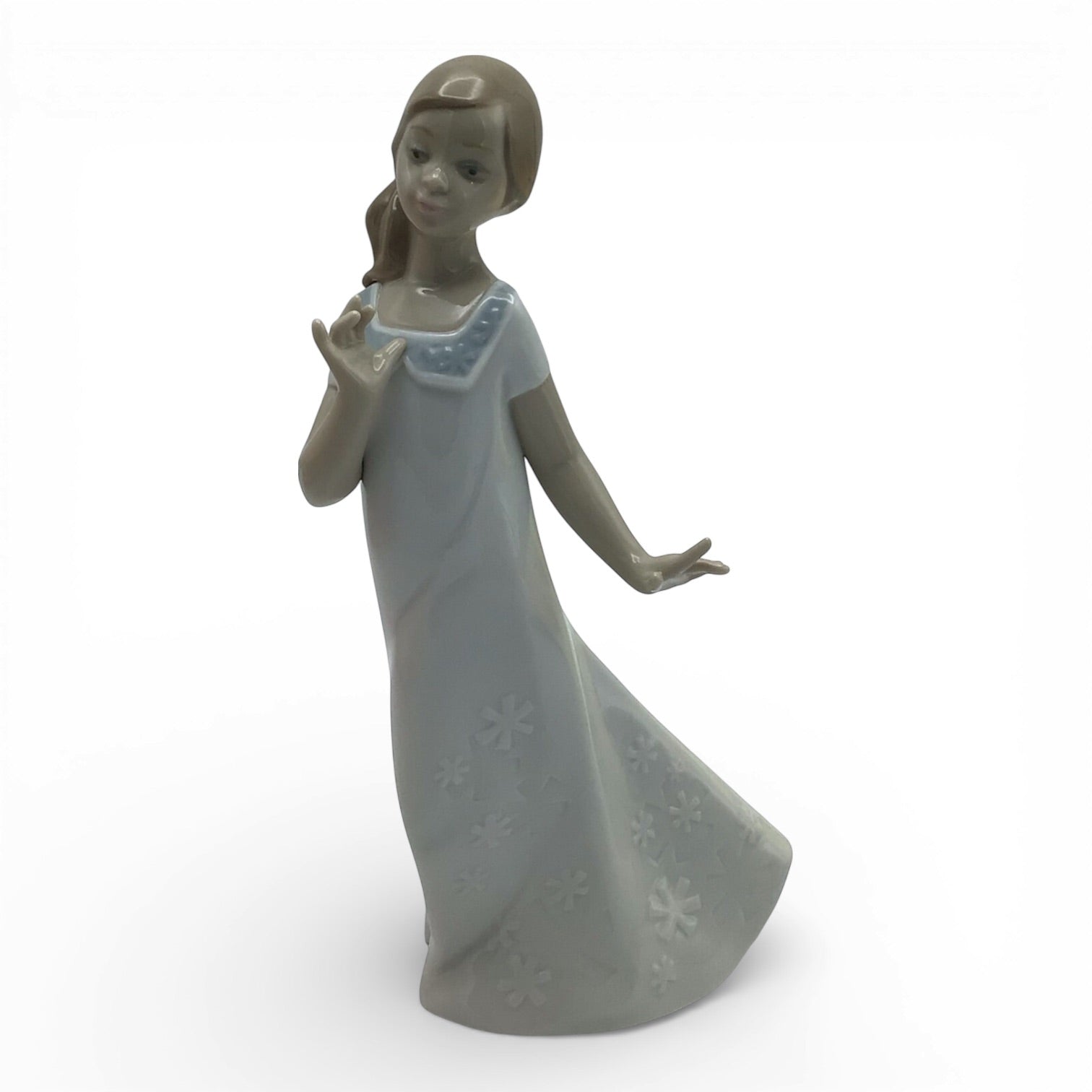 Pretty Linda Naomi Figurine 01579 - NAO by Lladro Made in Spain