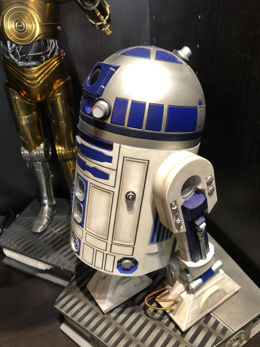 R2-D2 & C-3PO Duo Bundled Sideshow Premium Format Figure Statue