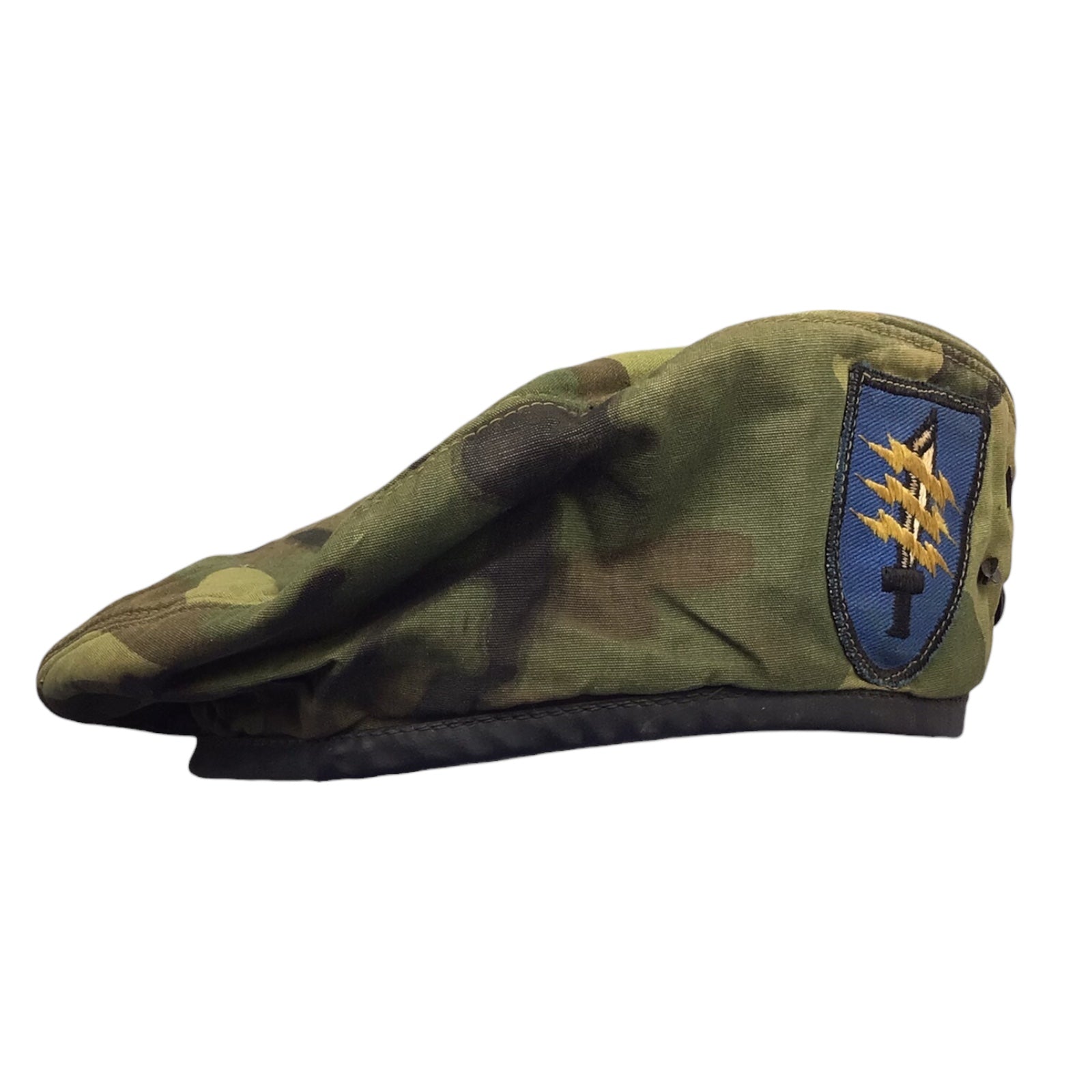 Rare U.S. Vietnam War Special Forces Beret w/ Crossed Arrows Pin