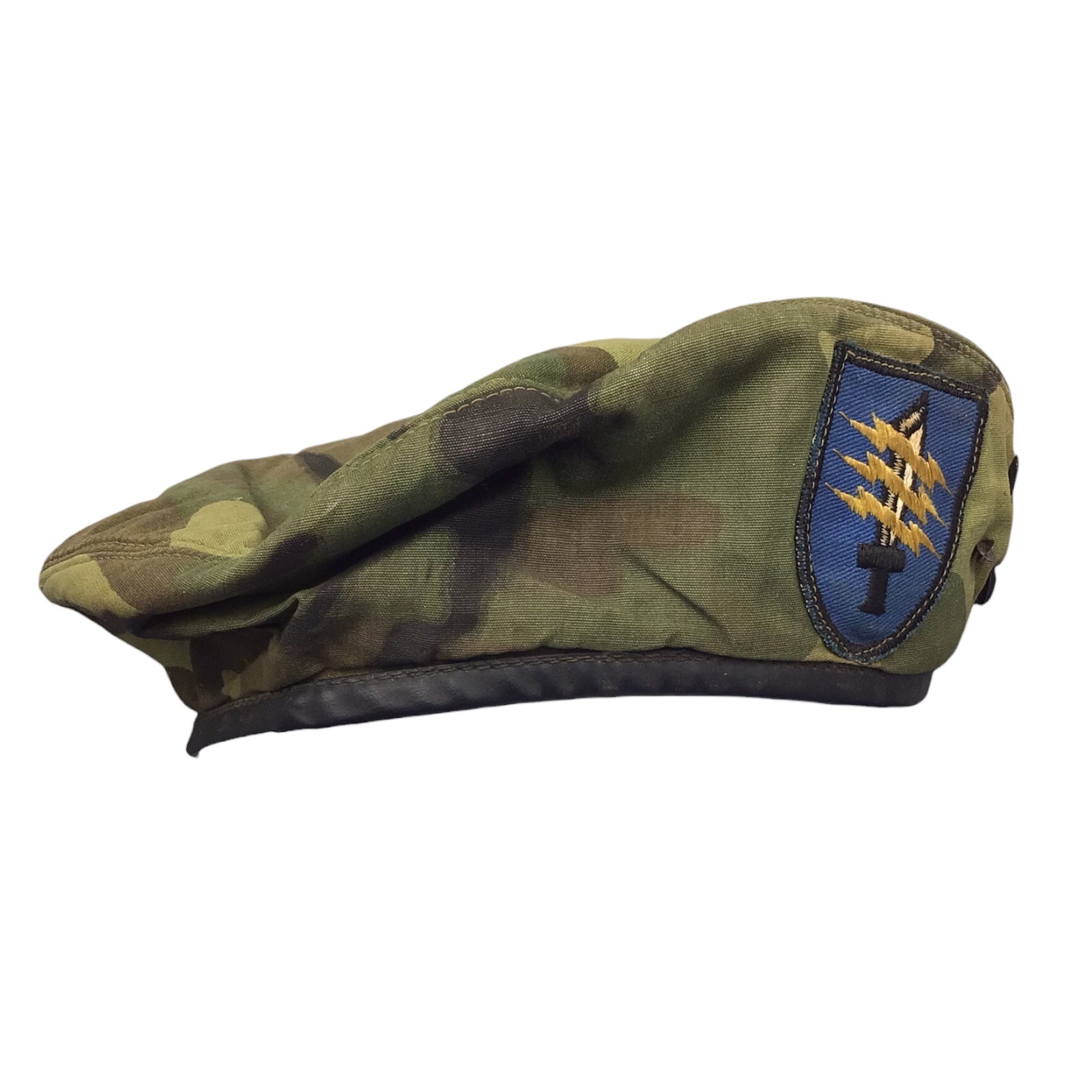 Rare U.S. Vietnam War Special Forces Beret w/ Crossed Arrows Pin