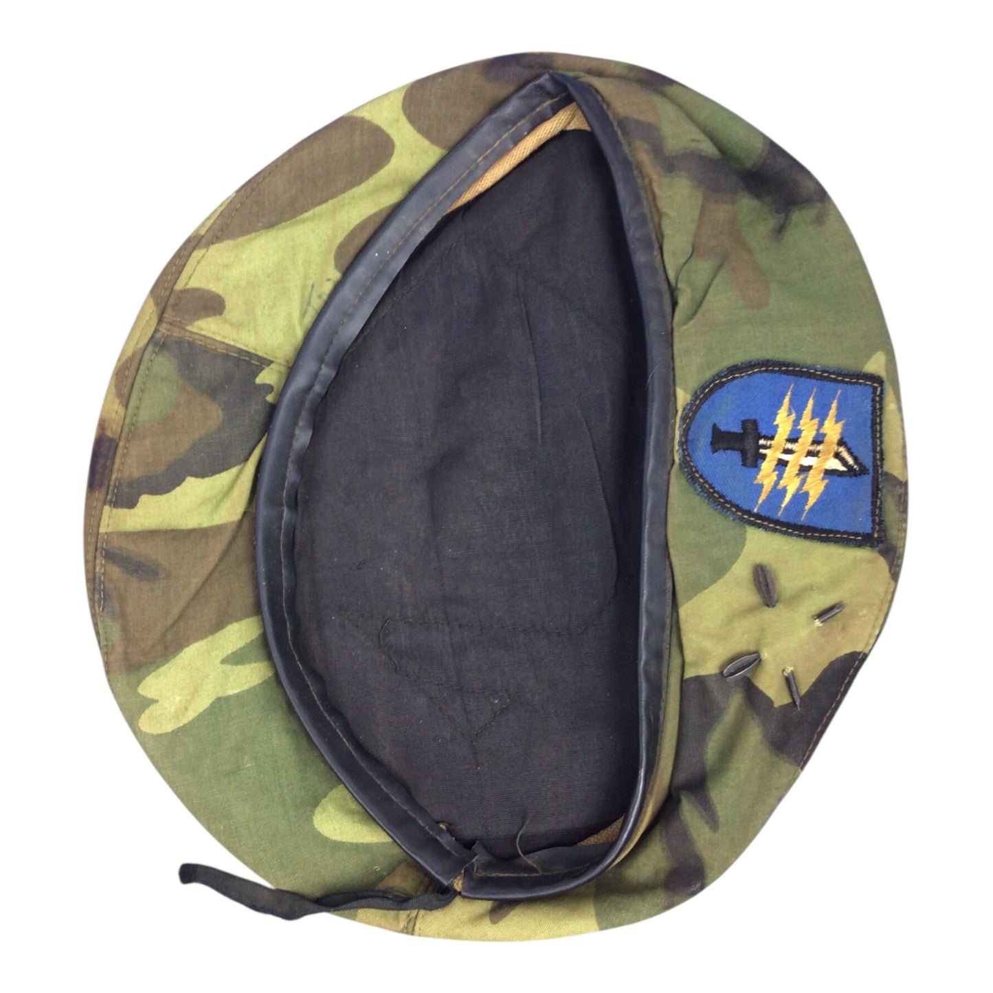 Rare U.S. Vietnam War Special Forces Beret w/ Crossed Arrows Pin