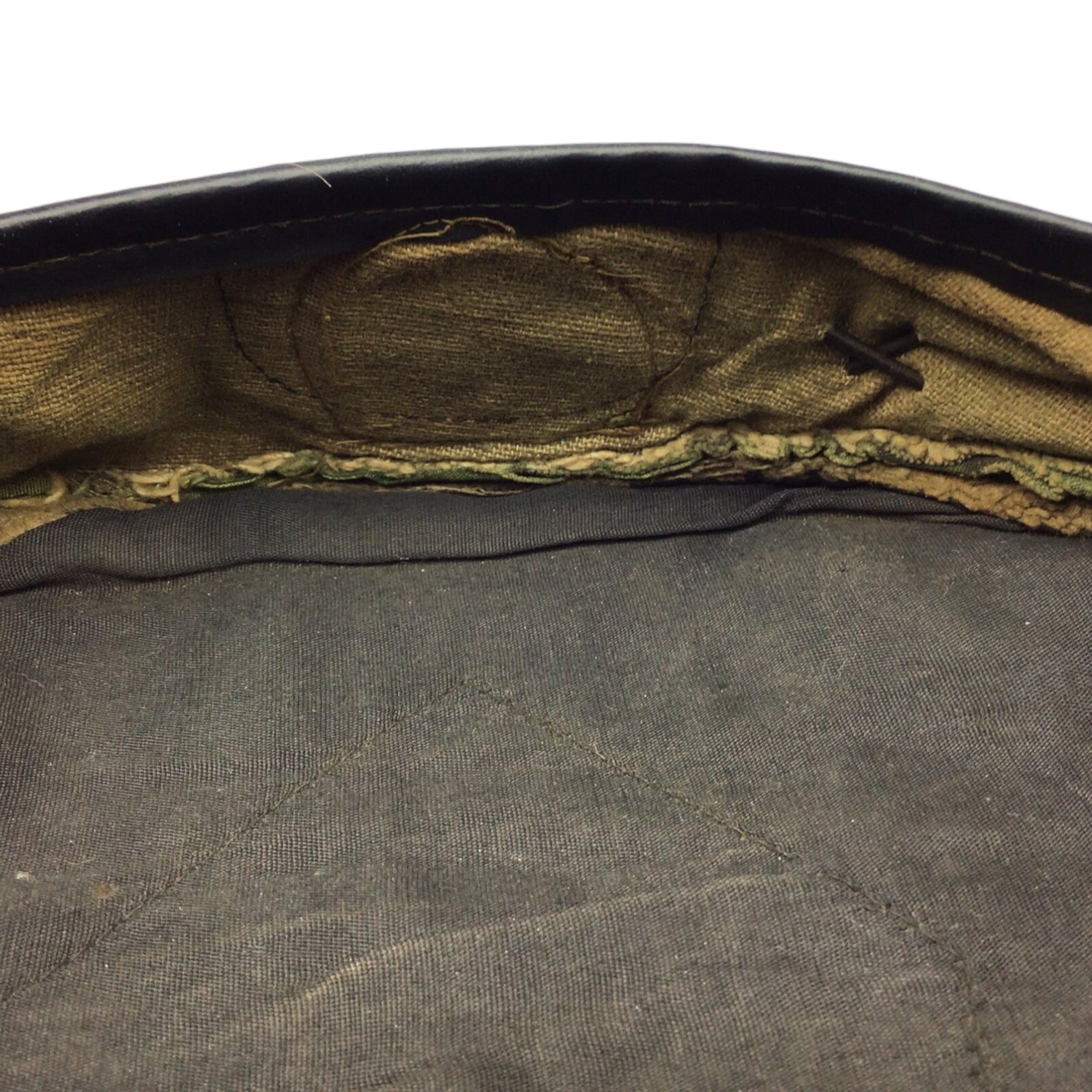 Rare U.S. Vietnam War Special Forces Beret w/ Crossed Arrows Pin