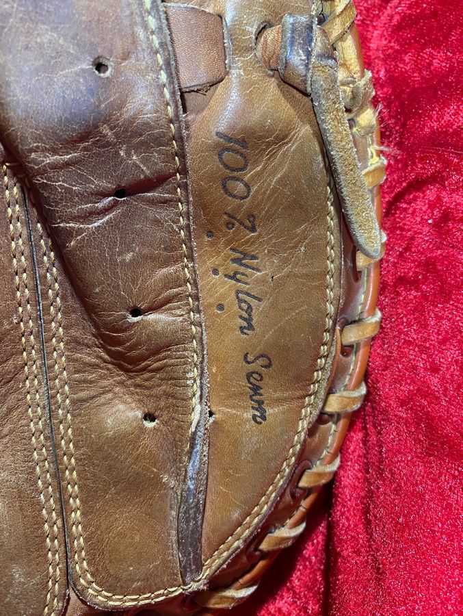 VTG Rawlings MJ77 Catchers Mitt Baseball Johnny Bench Right Hand Throw RHT  READ