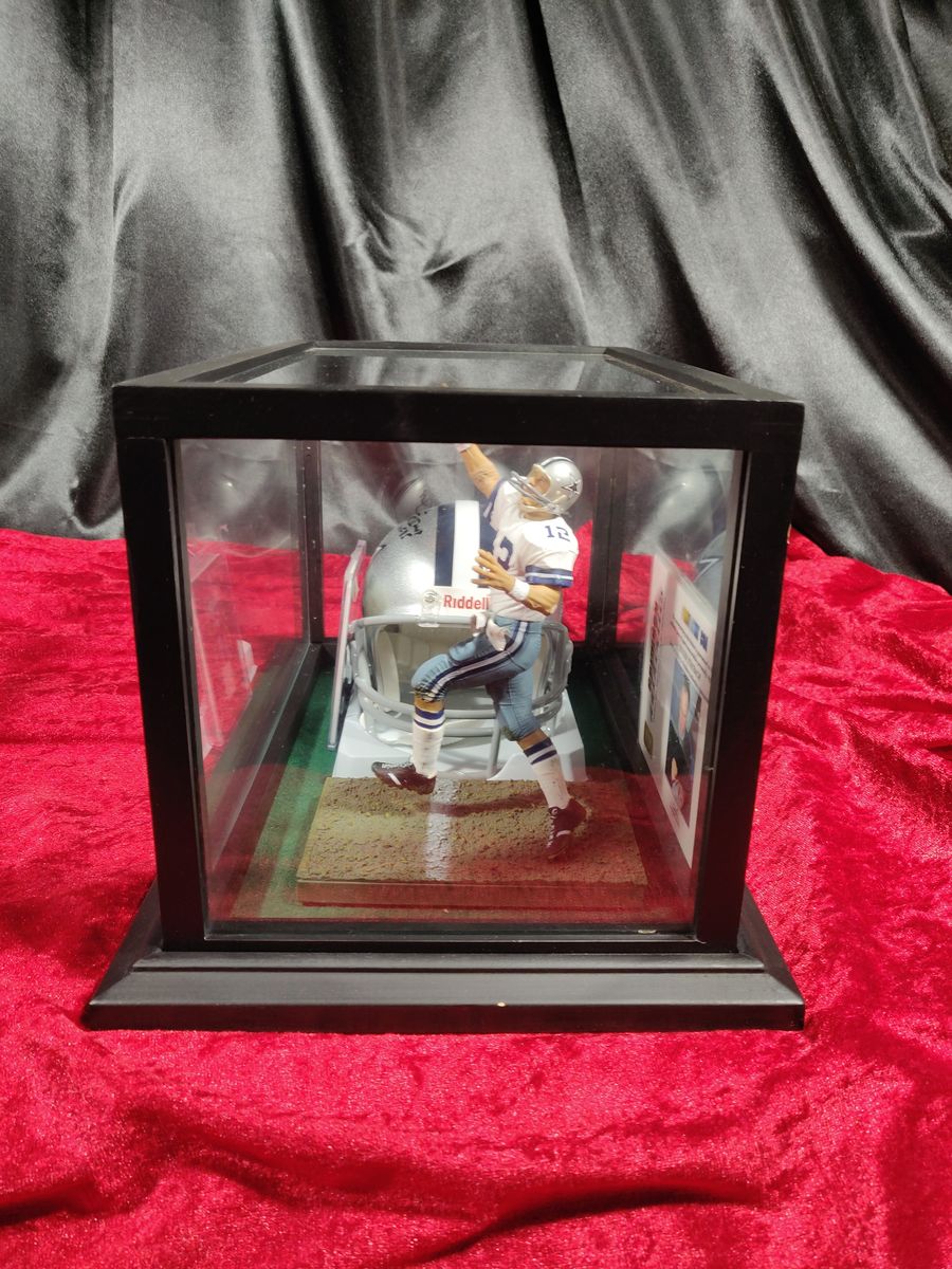 Roger Staubach Dallas Cowboys Autographed Mini Helmet SB M.V.P & H.O.F Shadowbox w/ Card + Figure