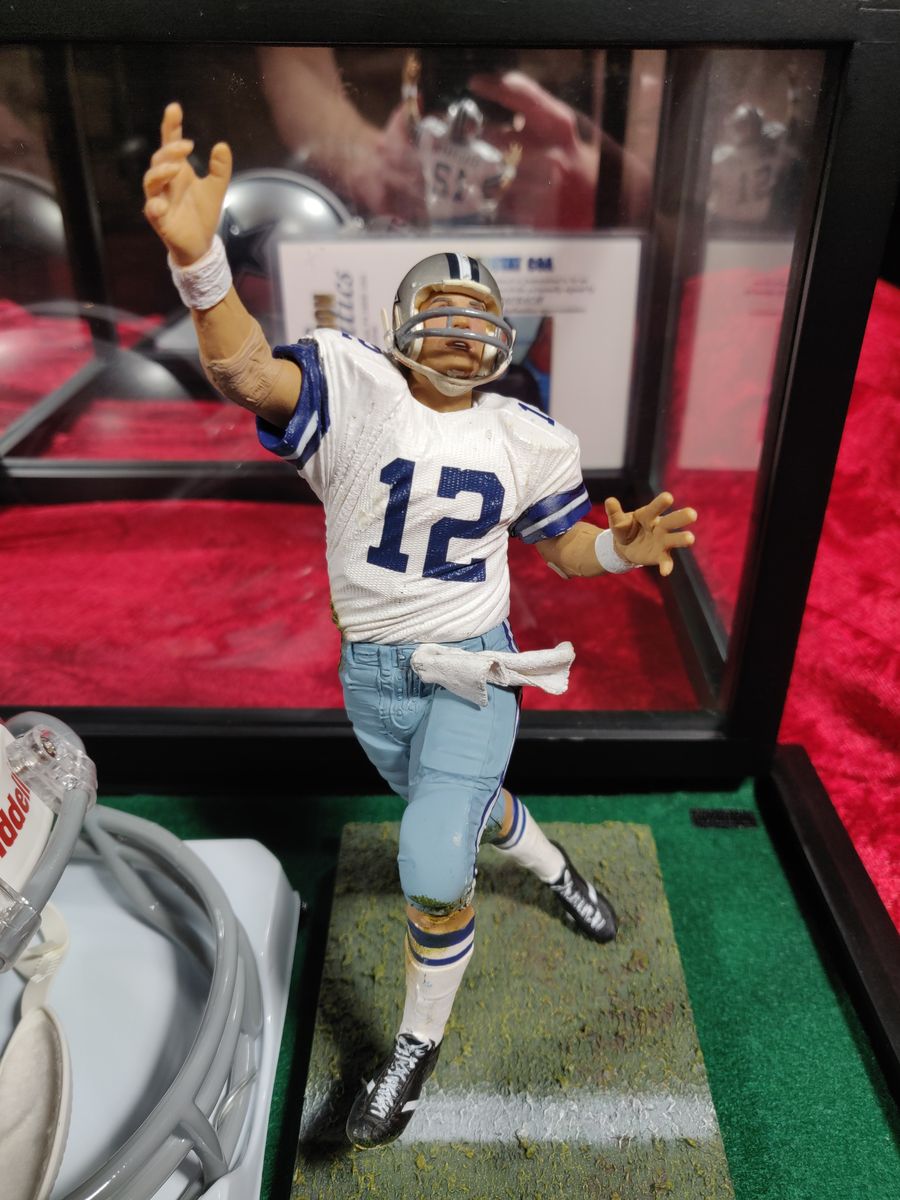 Roger Staubach Dallas Cowboys Autographed Mini Helmet SB M.V.P & H.O.F Shadowbox w/ Card + Figure