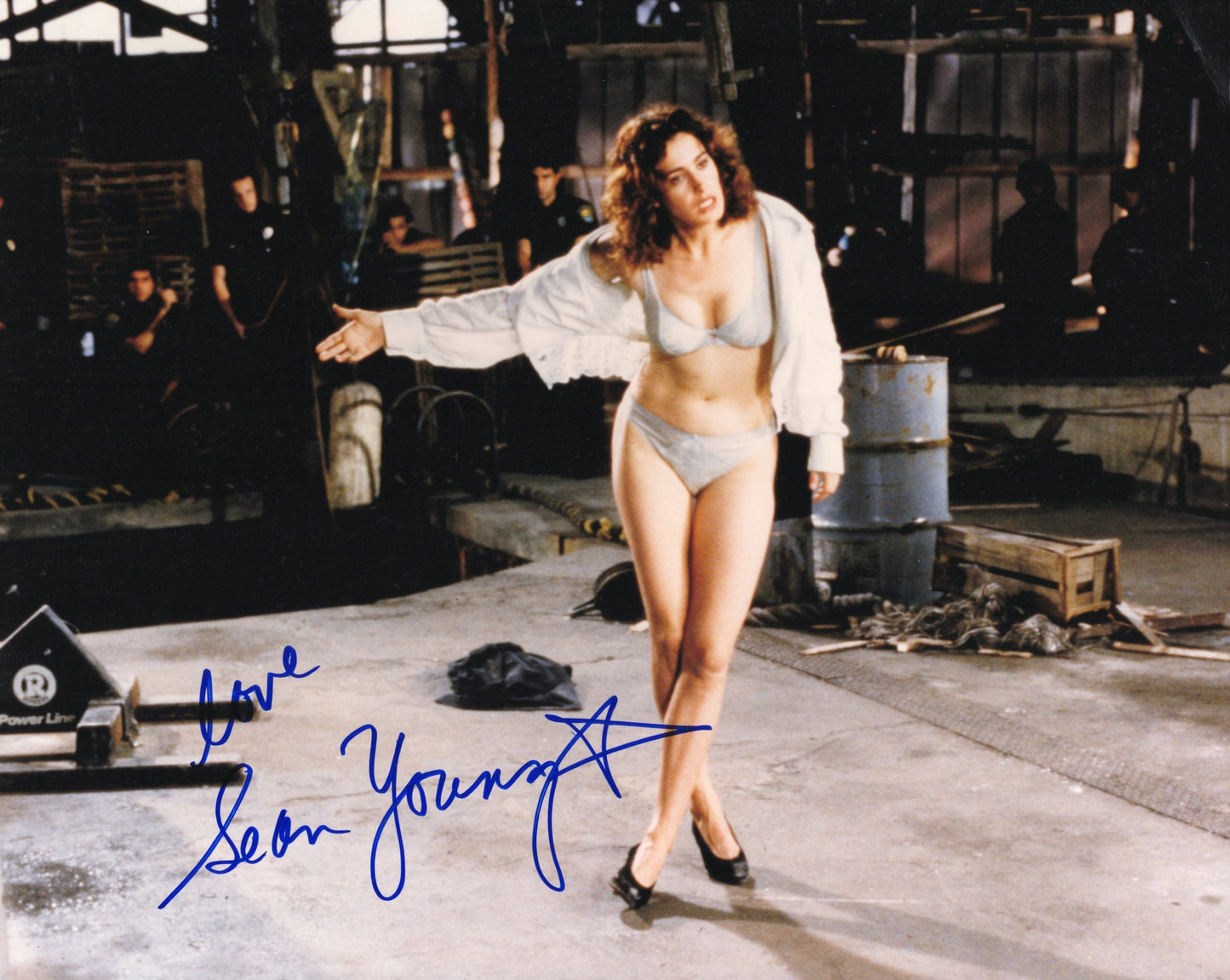 Sean Young in Ace Ventura Signed Photo 8x10 Personalized "Love" PSA Letter Certified Authentic