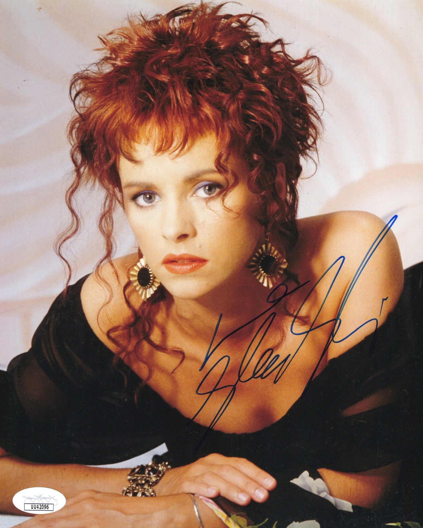 Sheena Easton Signed Photo 8x10, JSA Certified Authentic UU42096