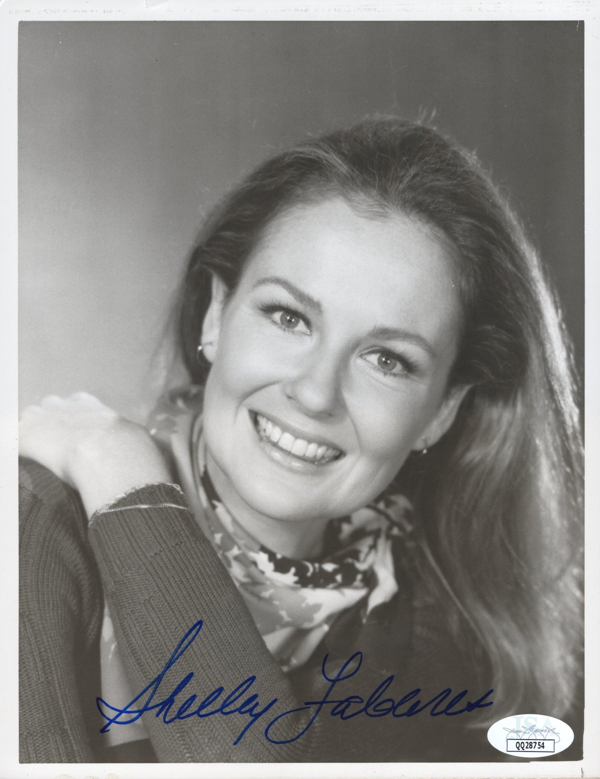 Shelley Fabares Signed B&W Photo 8x10, The Practice Shelley Fabares Autograph, JSA Certified Authentic QQ28754