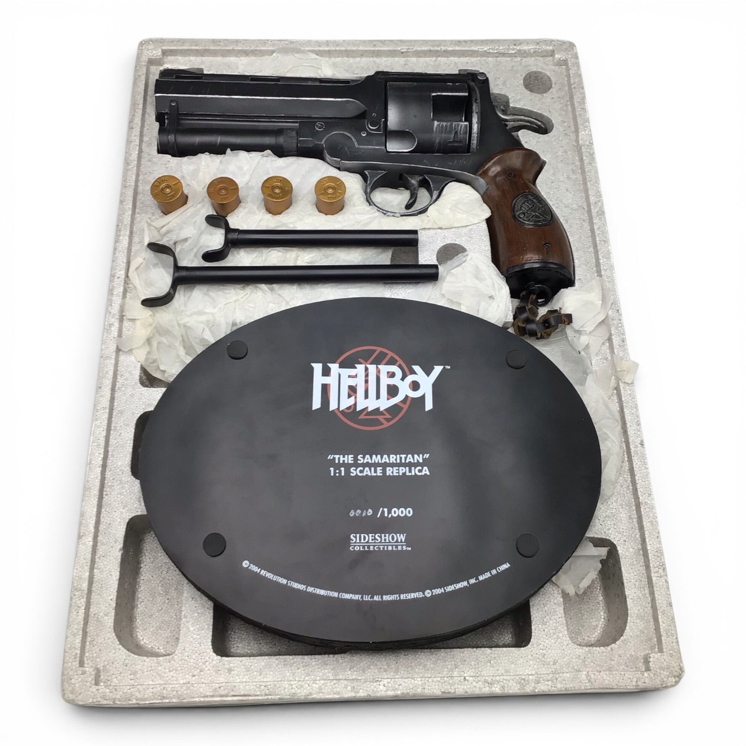 Sideshow Hellboy "The Samaritan" 1:1 Scale Prop Replica 10/1000