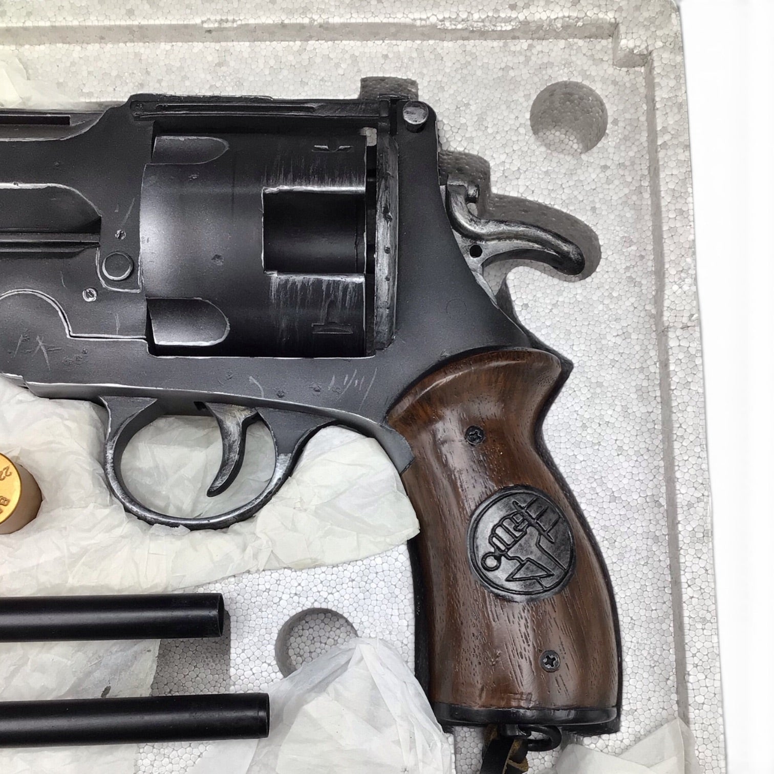 Sideshow Hellboy "The Samaritan" 1:1 Scale Prop Replica 10/1000