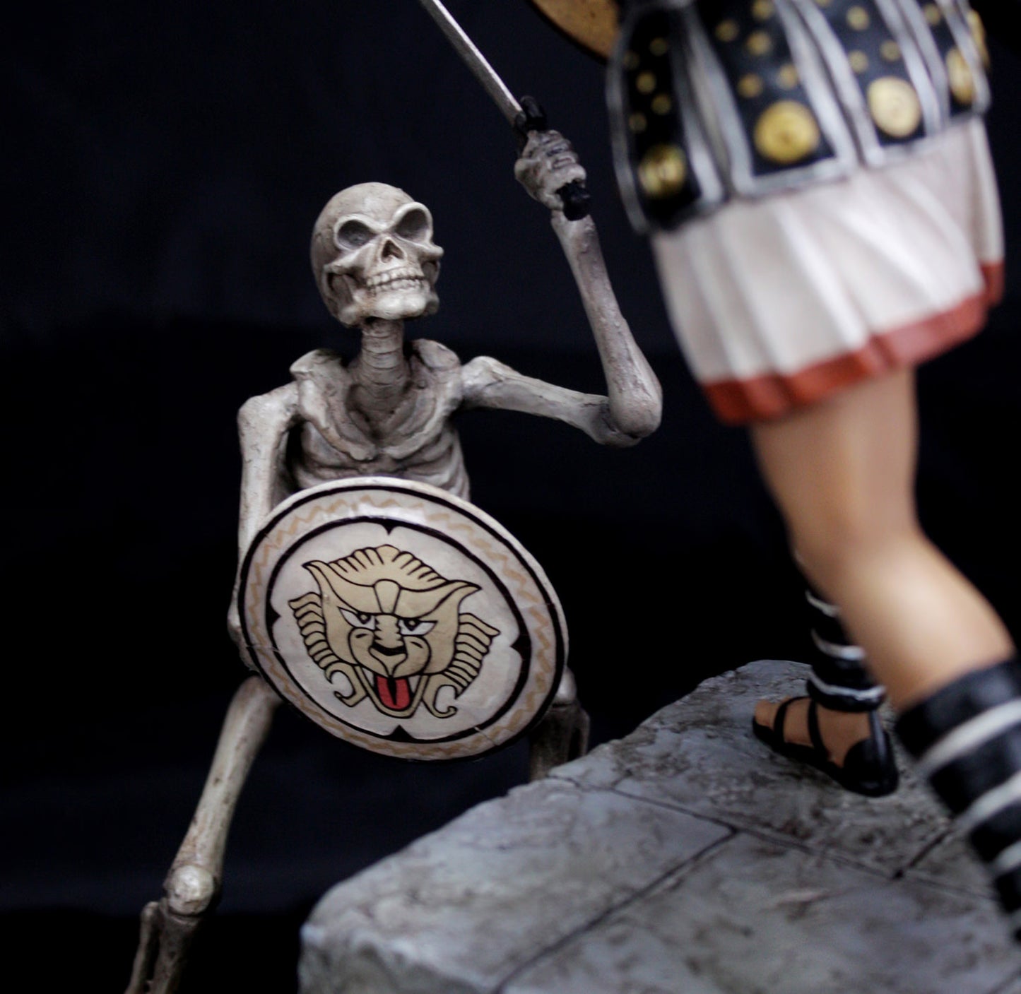 Sideshow Ray Harryhausen's Skeleton Battle Diorama Resin Statue