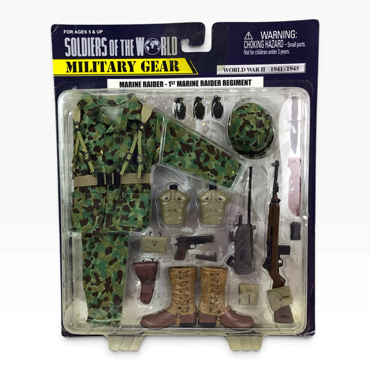 Soldiers of the World WWII 1st Marine Raider Uniform Regiment Military Gear Set (2003) - 79138