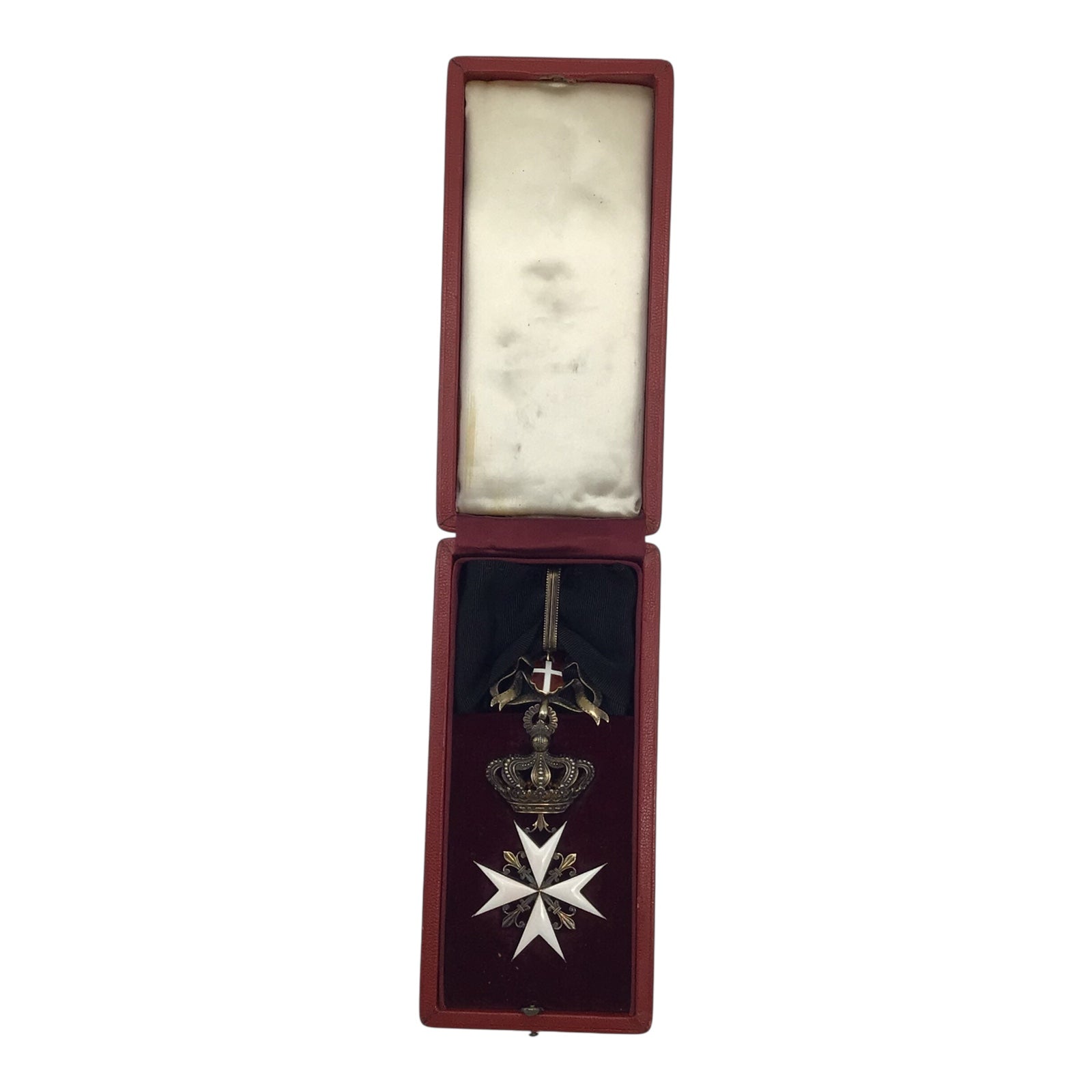 Sovereign Order of Knights of Malta Magistral Commander Cross Neck Badge w/ Award Box
