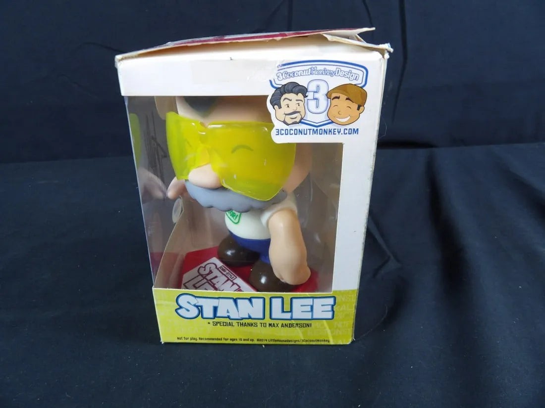 Stan Lee Autographed Vinyl Arts Figure Chibi-Style PSA/DNA Certified