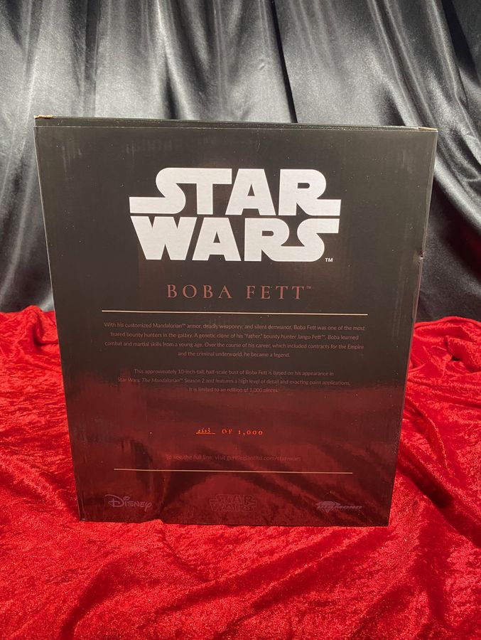 Star Wars- BOBA FETT- Legends in 3D- 1/2 SCALE BUST- MIB