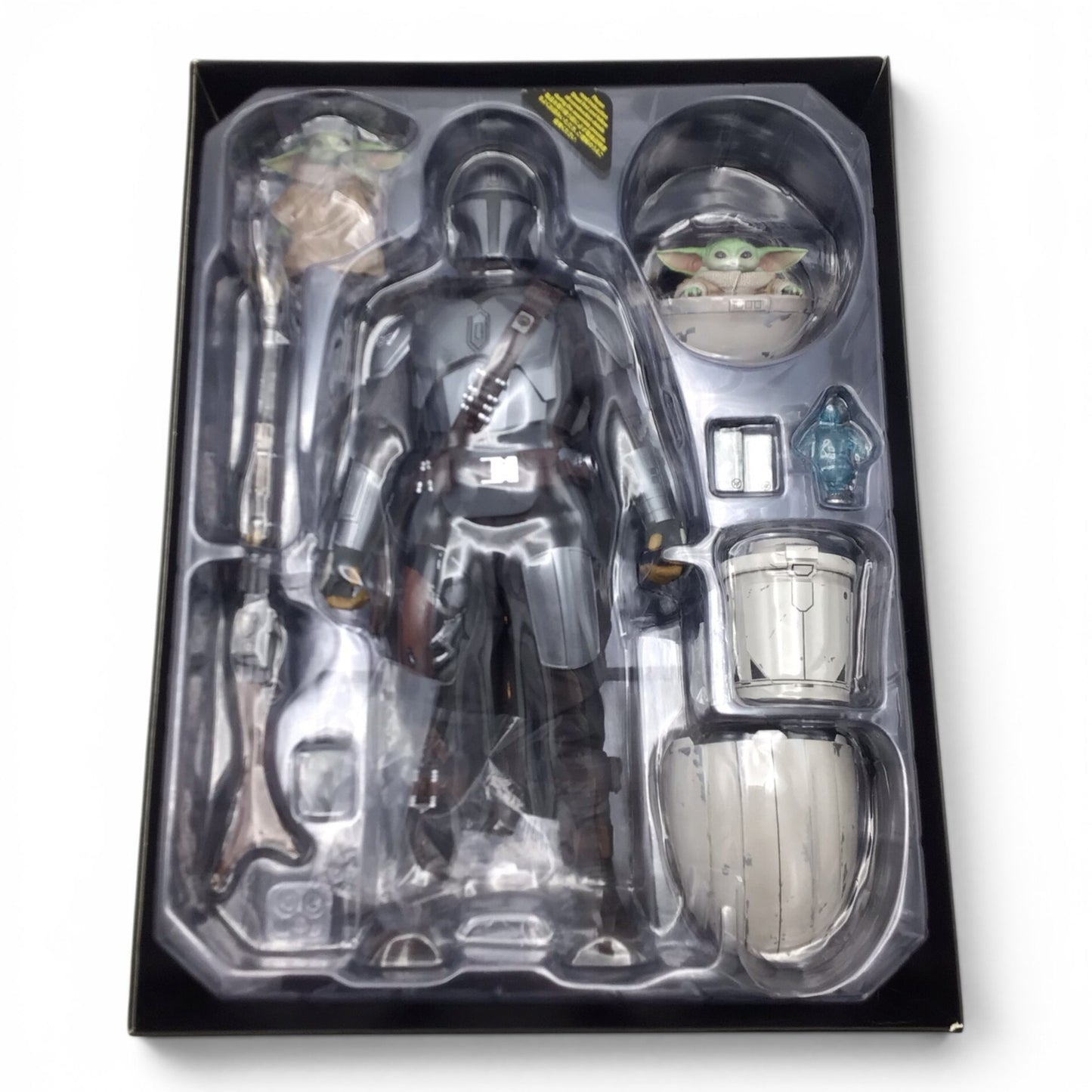 Star Wars The Mandalorian & The Child Deluxe Version 1/6 Scale - Hot Toys