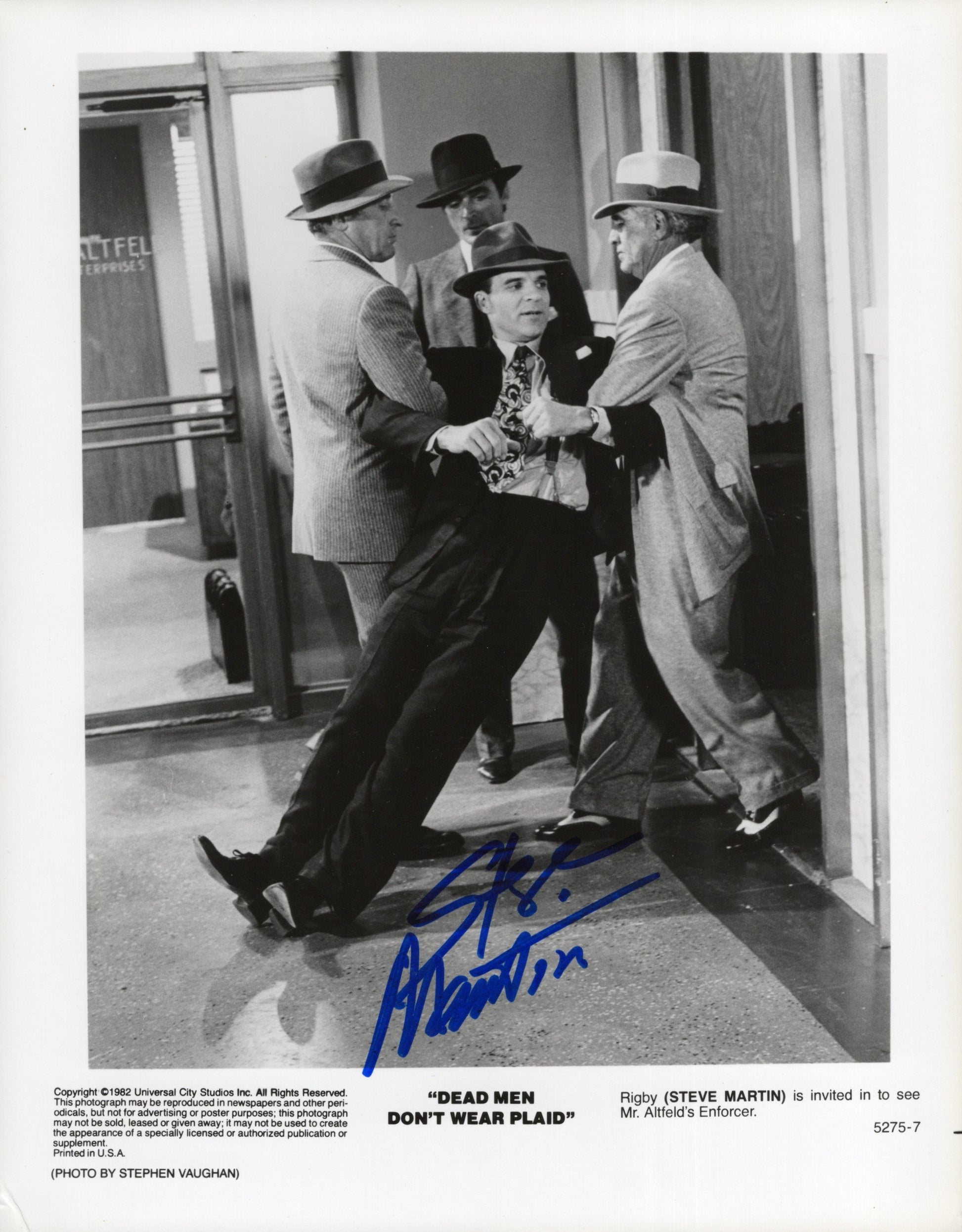 Steve Martin in Dead Men Don't Wear Plaid Signed Photo 8x10 B&W Movie Promo