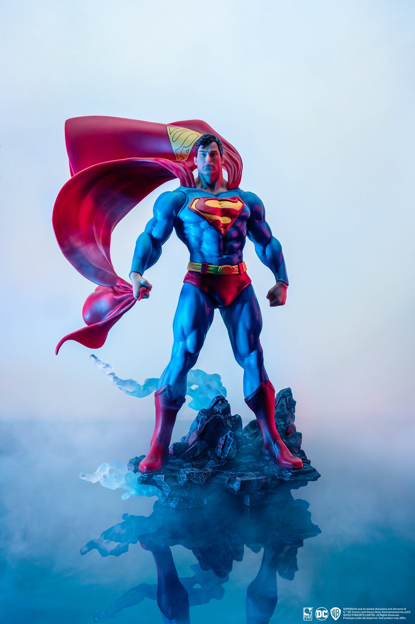 Superman - Classic Version - 1:8 Scale Statue - PX 2023 DC Heroes
