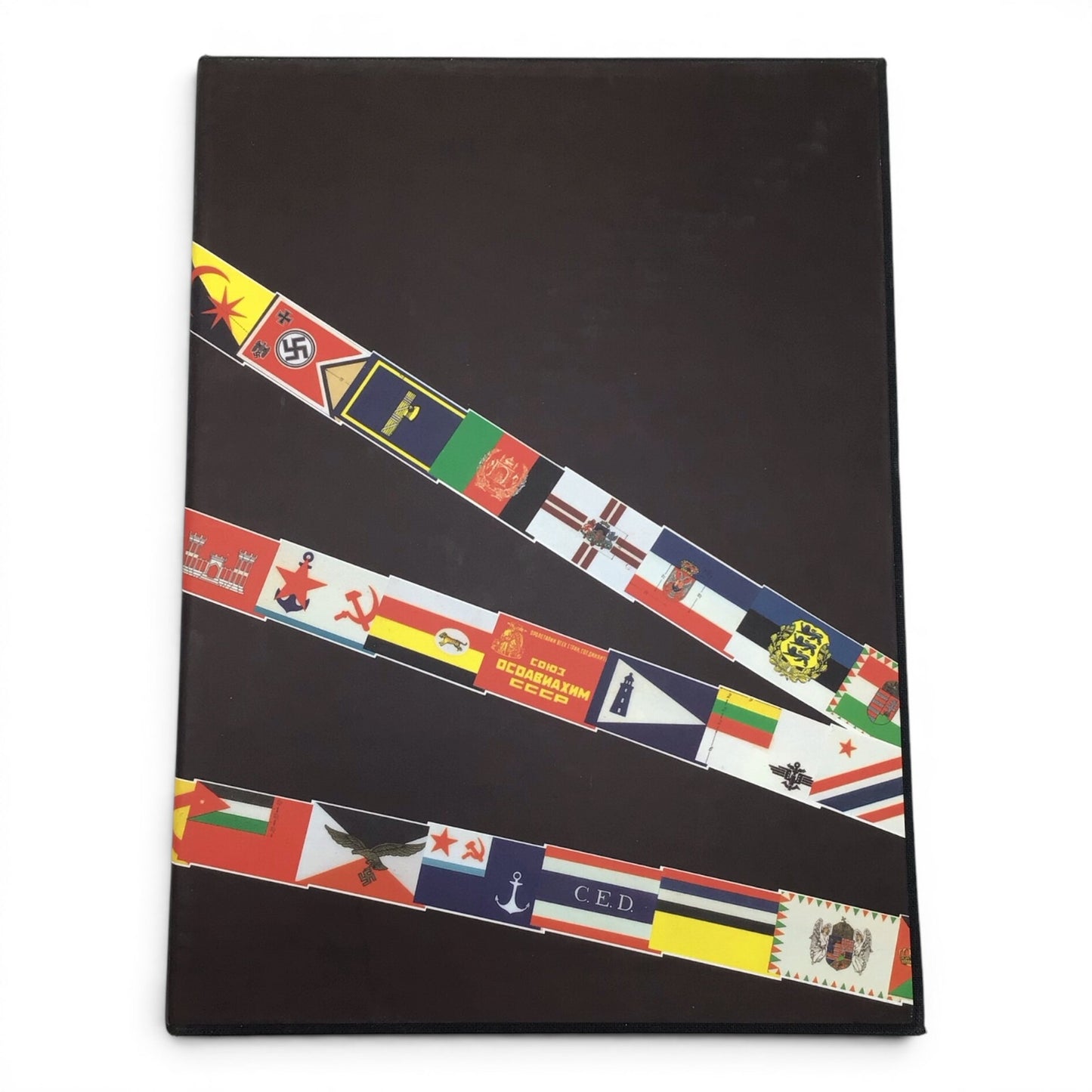 The Great Book of Flags: Historical Facsimile Edition 1939-1945