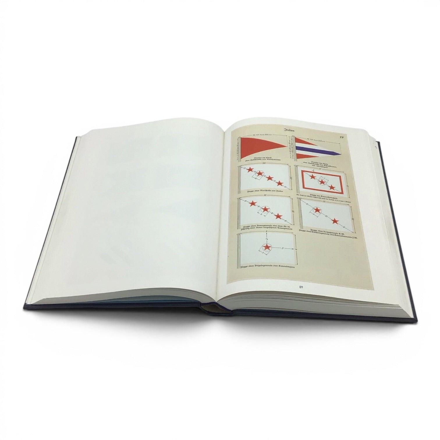The Great Book of Flags: Historical Facsimile Edition 1939-1945