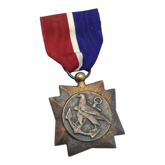 U.S. Merchant Marine Mariner's Medal – WW2 Combat Injury Decoration