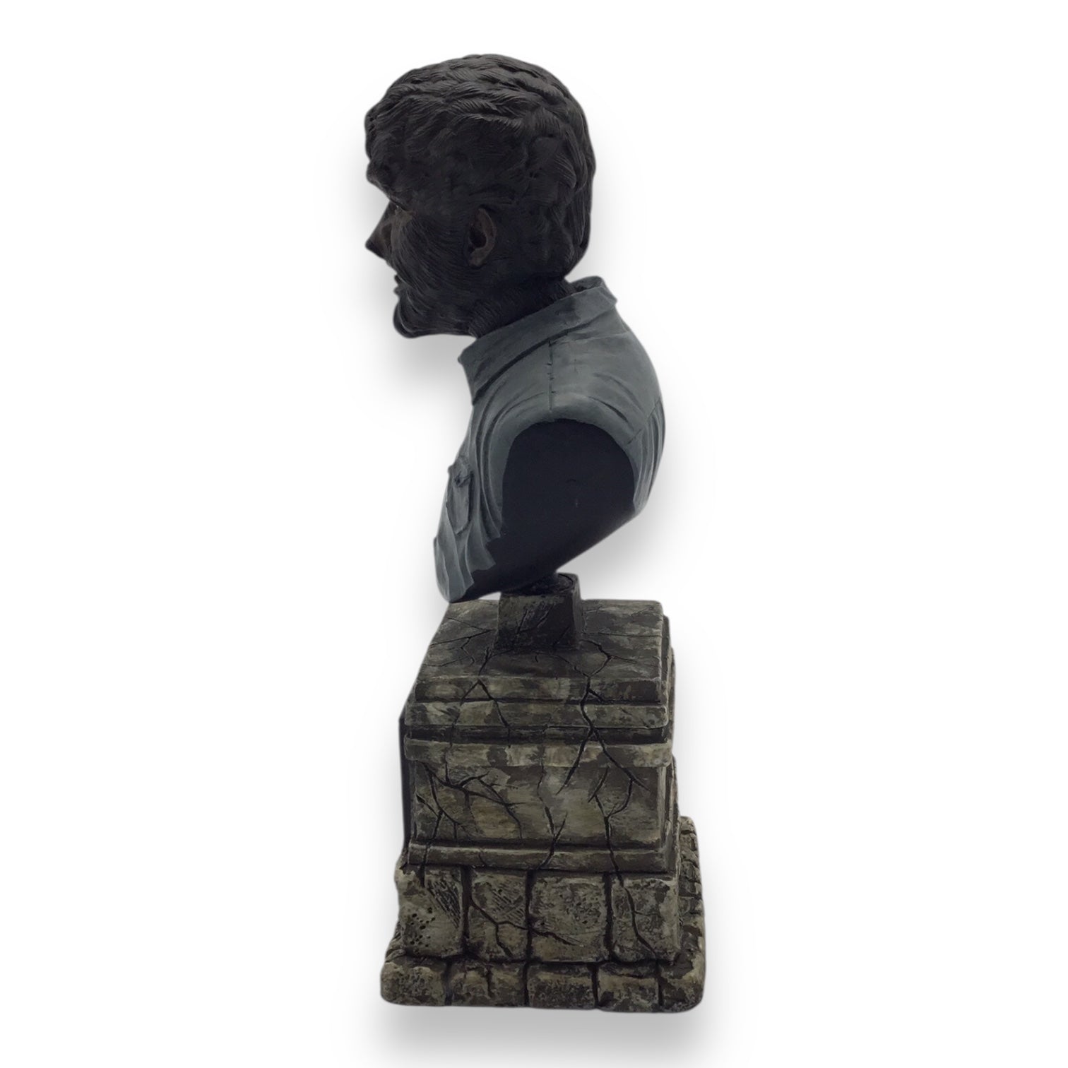 Universal Monster: Lon Chaney Jr. as The Wolfman Statue