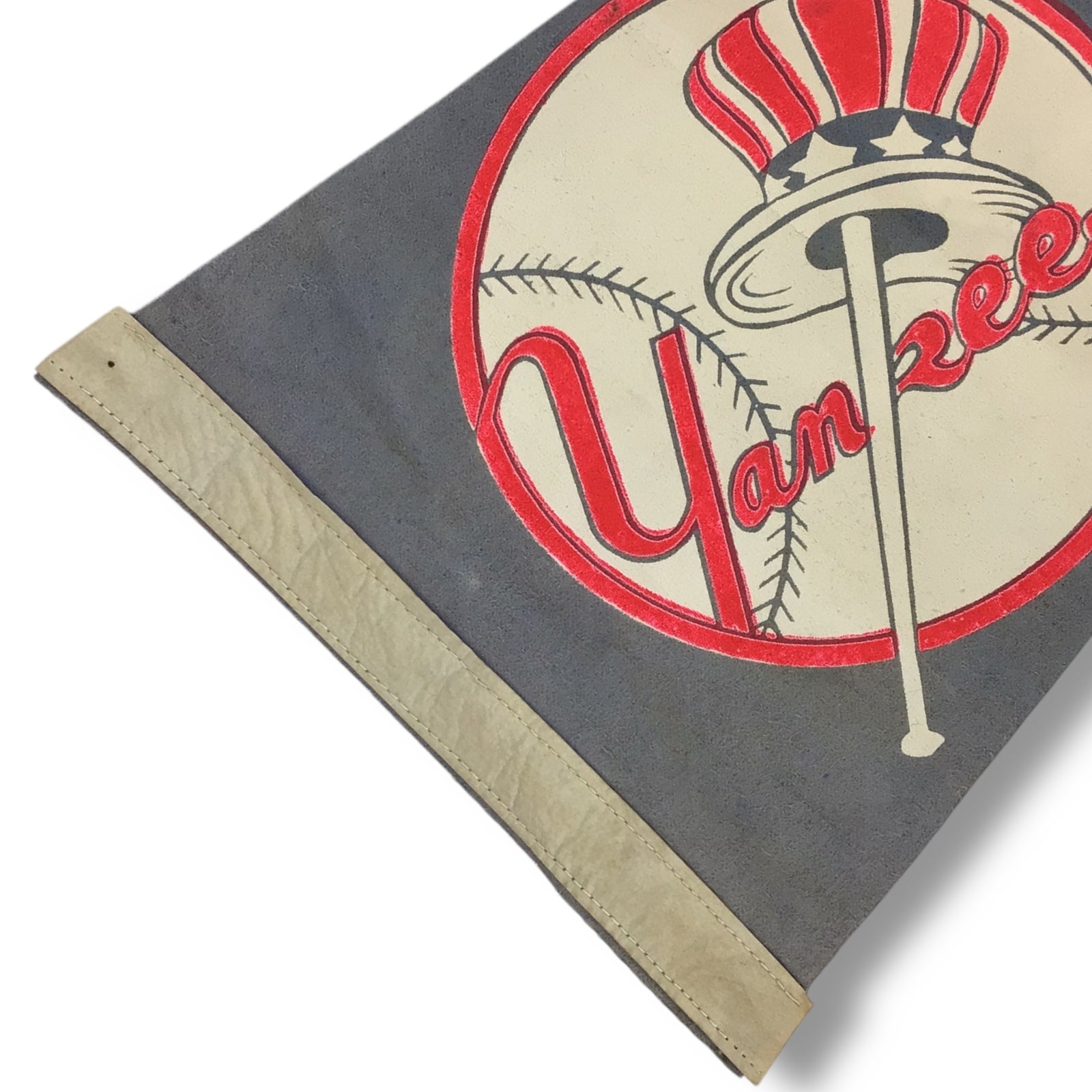 Vintage 1940s New York Yankees Pennant Wool/Felt 26" – Great Print!