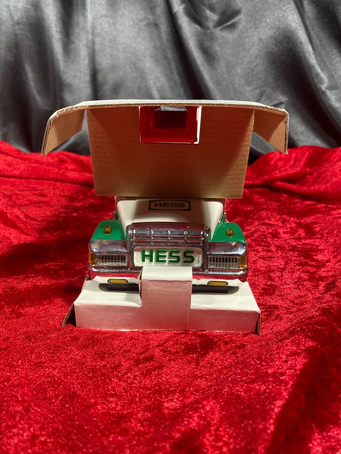 Vintage 1994 HESS Toy Truck Rescue Truck