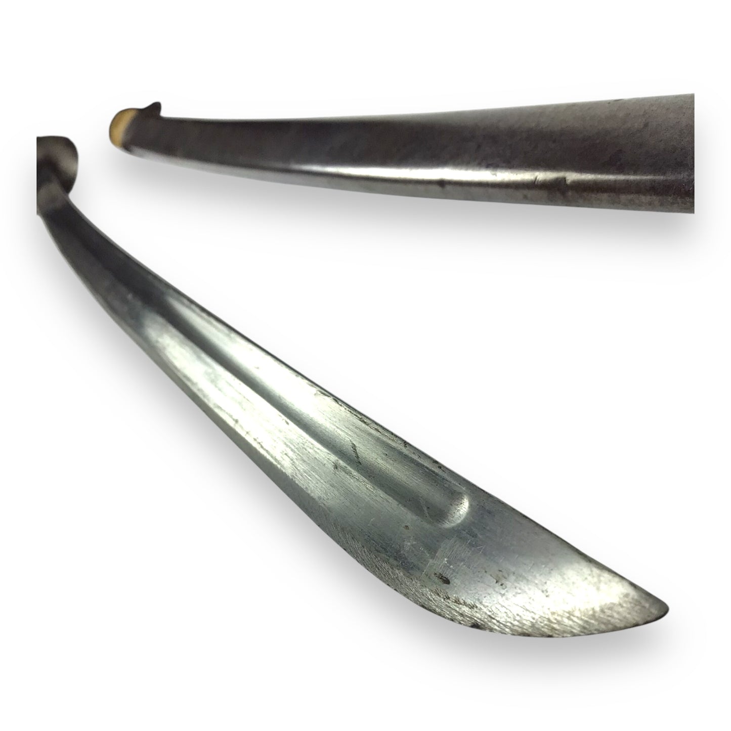 WW2 Japanese Type 32 Cavalry Sword & Scabbard - Numbered Blade and Sheath