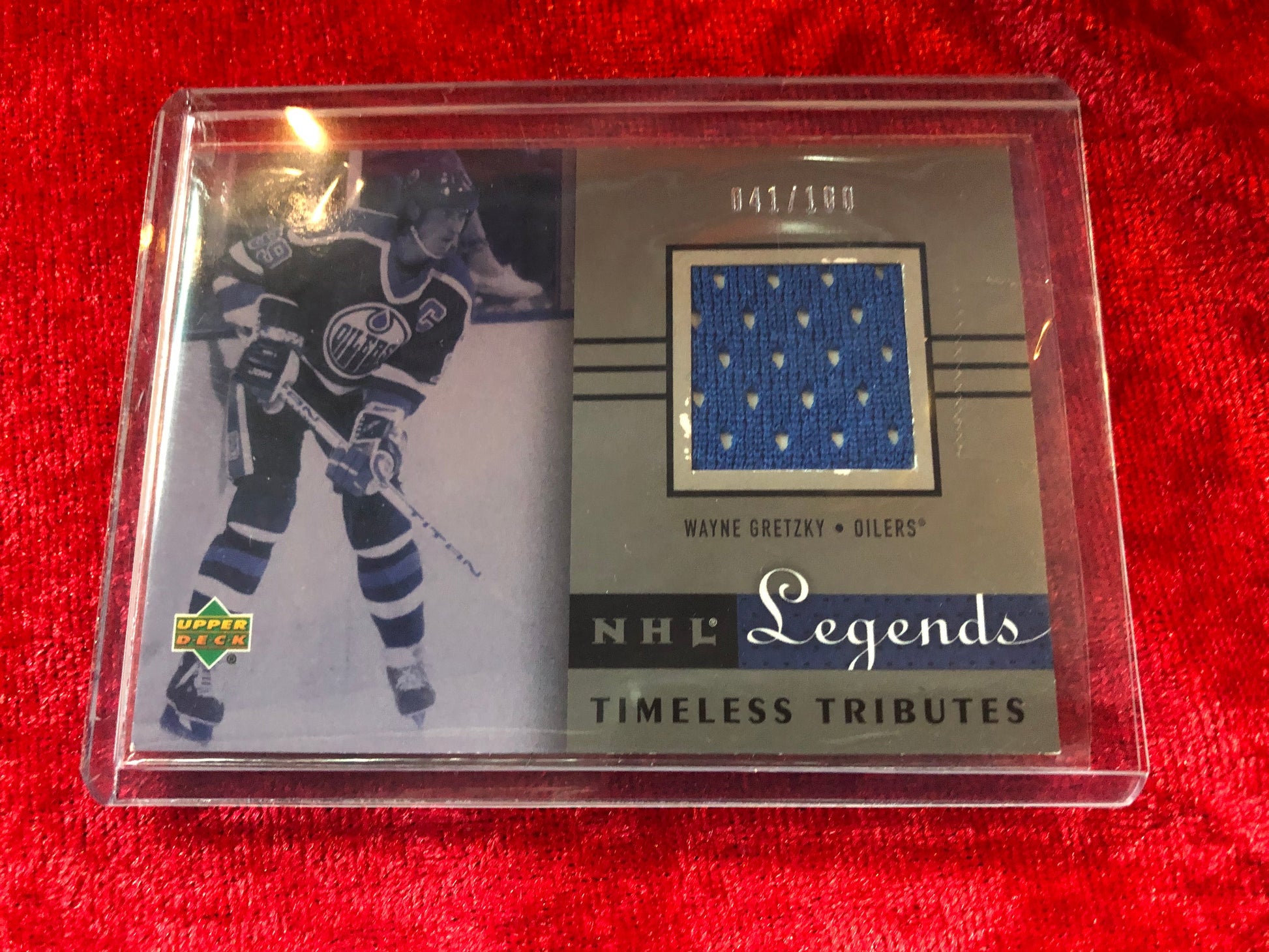Wayne Gretzky Rangers Certified Authentic Autographed Hockey Puck Shadowbox