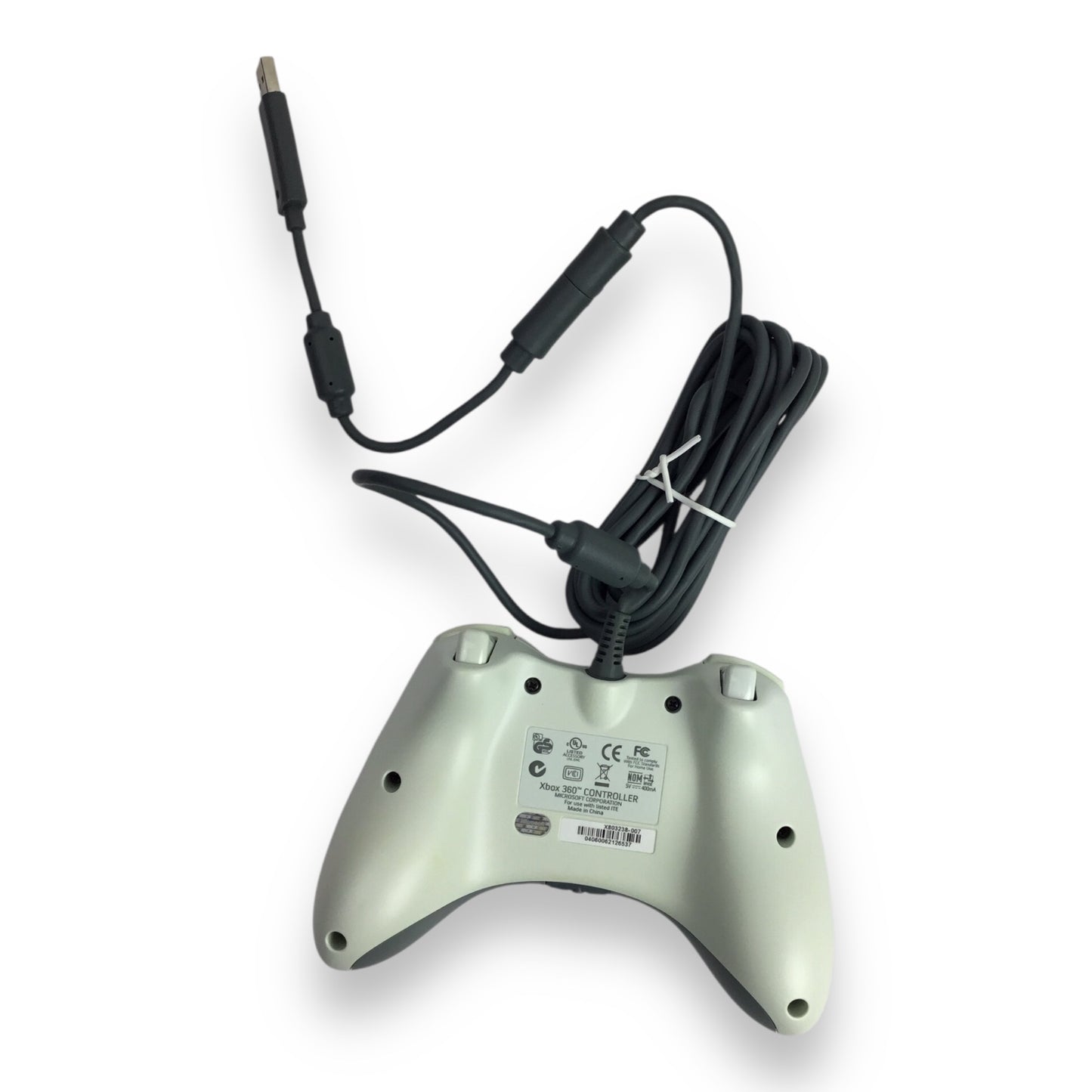 Xbox 360 Bundle - Console in Black, Cables, and Controller in White