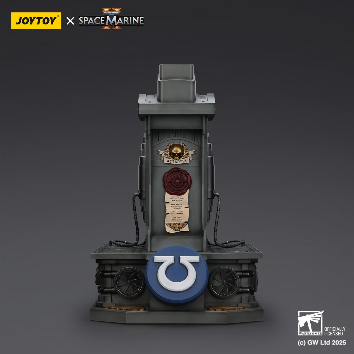 Sideshow Ultramarines Lieutenant Titus MKX Helmet & Display Stand