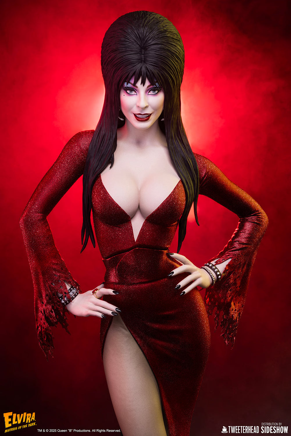 Elvira: Mistress of the Dark (Red Glitter Dress Variant) Statue - Sideshow Tweeterhead